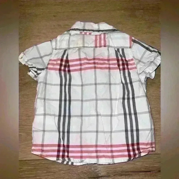 Baby Gap Baby Boy White & Red Short Sleeve Button Down Size 3-6 Months - Picture 2 of 3